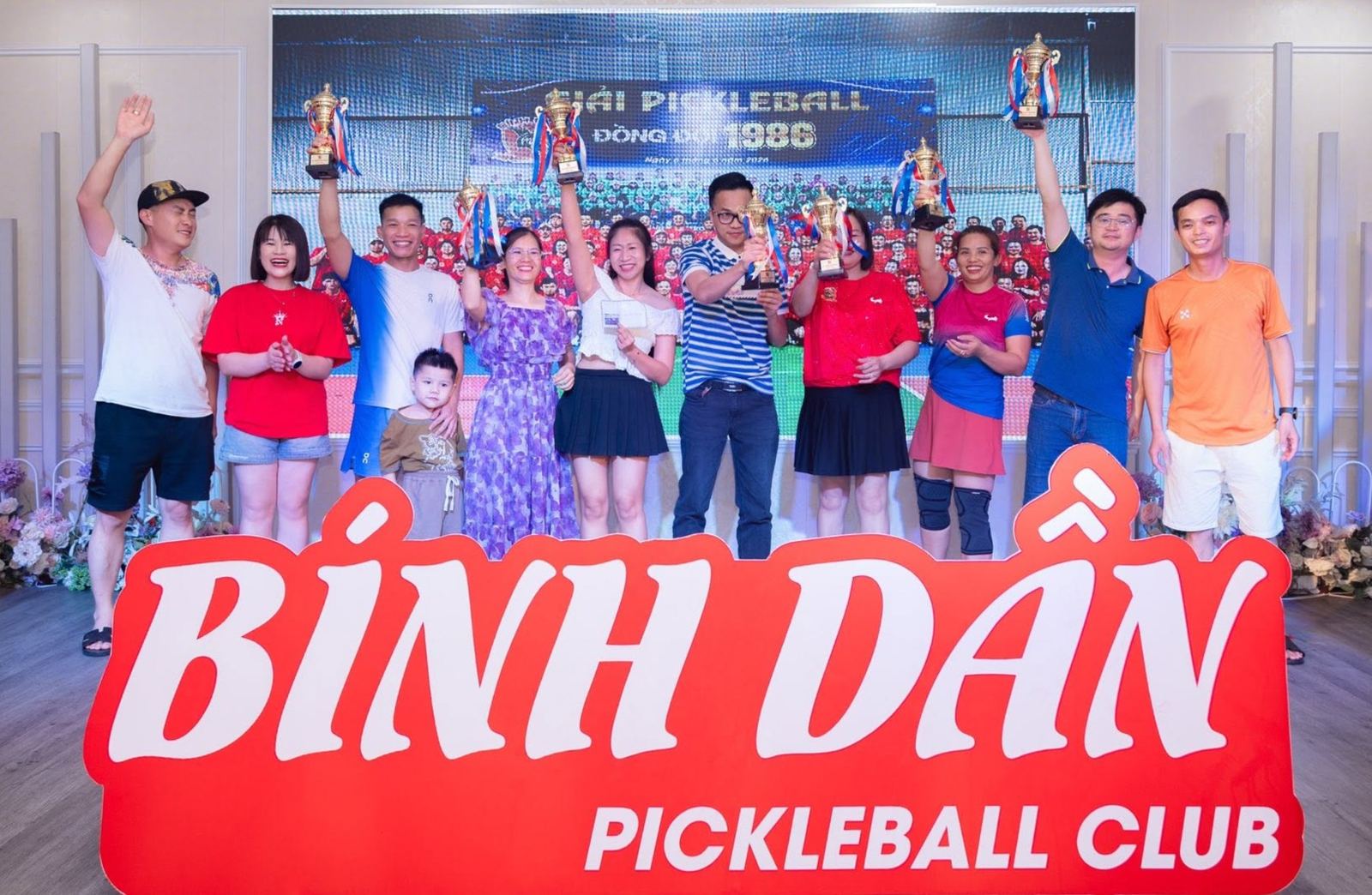 Đội thi đấu nhận giải tại Giải Pickleball Đồng Đội 1986, Bình Dân Pickleball Club